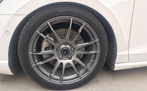 AB膠可以用來(lái)補(bǔ)車(chē)胎嗎